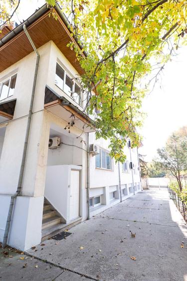 SPATIU COMERCIAL 160 MP // ZONA CENTRALA//CABINETE MEDICALE
