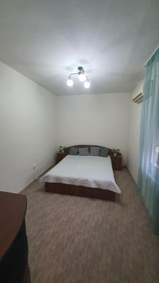 Apartament 2 camere de închiriat | 1 decembrie | Mobilat și utilat | 300 €/lună