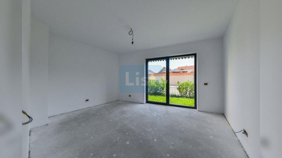 Apartament 3 camere, 97 mp, parter, grădină 71,4 mp, predare finisat