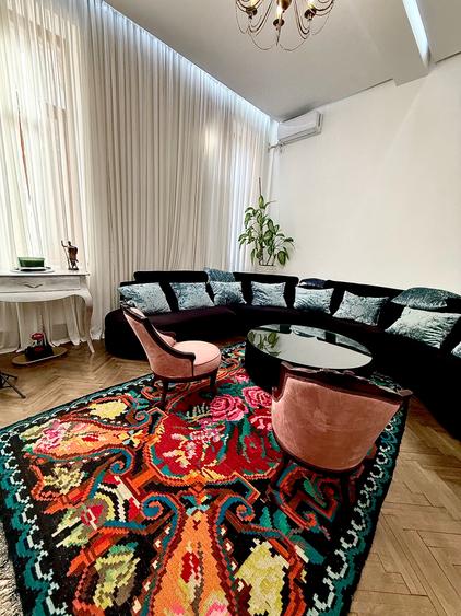 Vanzare 7 camere  in vila BELLE ÉPOQUE - GRADINA ICOANEI