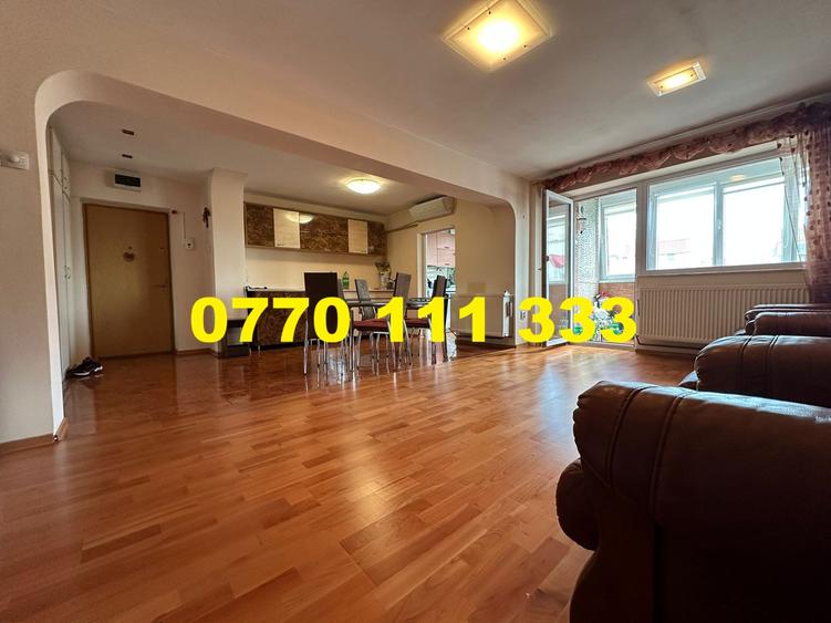 Apartament 3 camere cu suprafata totala 80,55 mp, Zona Calarasilor.