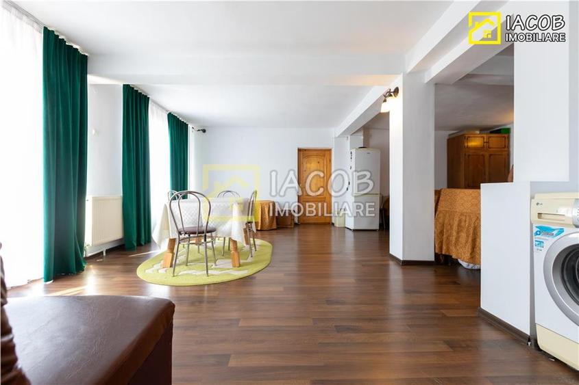 Vila/Pensiune D+P+E+M cu multiple functionalitati: locuit, HoReCa, turism, camin