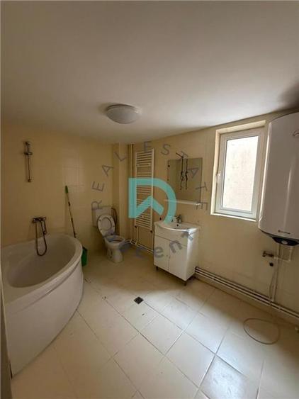 Casa de inchiriat 7 camere, C Dumbravii Sibiu P+M