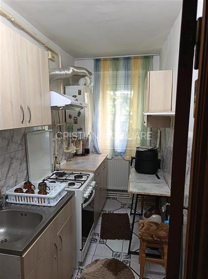 Ap Mobilat si Utilat! 2 camere, Etaj 4 bloc cu lift, Viziru 3