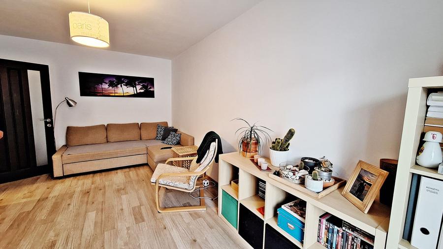 Zona Onix apartament 3 camere decomandat, etaj 1, mobilat, 155000 eur