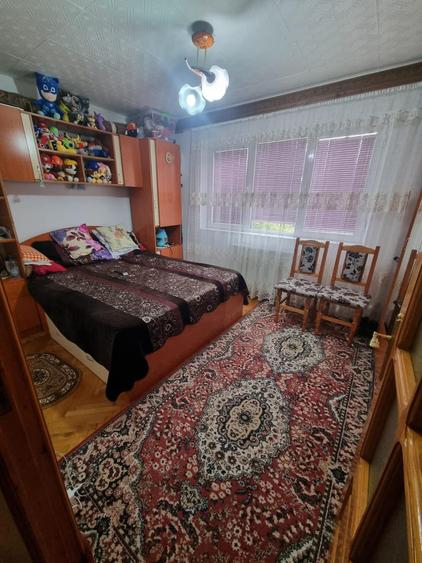 Apartament 3 camere - Micro 5!