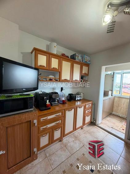 INEL 2 - EXCLUSIVITATE LA VANZARE - 3 CAMERE SEMI CONFORT MAXIM - GAZE - PARCARE - 2