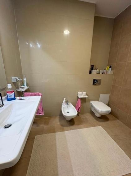 Proprietar vând apartament 3 camere bloc Teodor/ ISHO