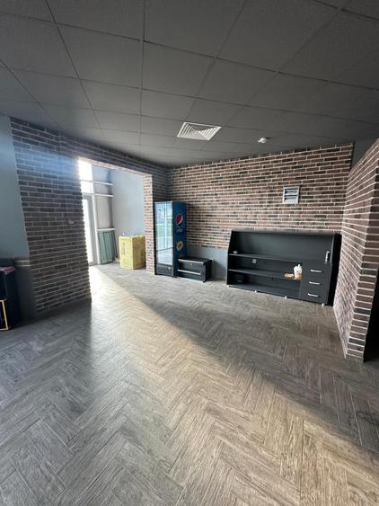 Spatiu comercial de vanzare ,98 mp , BMW