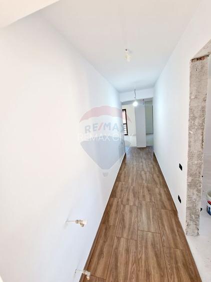 Casă / Vilă cu 8 camere de vânzare în zona Balaur - 32