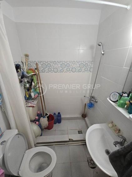 ETAJ 3! Apartament 2 camere 42mp, Podu Ros, CT, fara risc