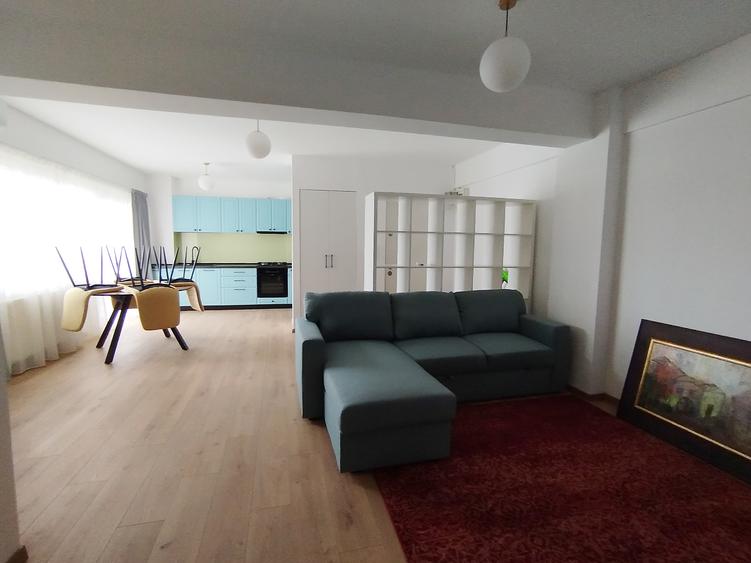 Apartament 2 camere Str. București cu parcare subterană