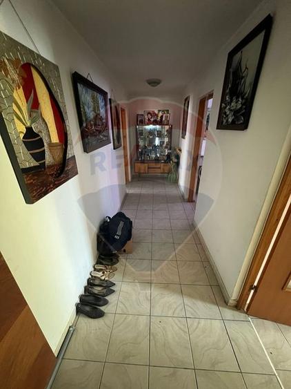 Apartament cu 2 camere de vânzare în zona Sud