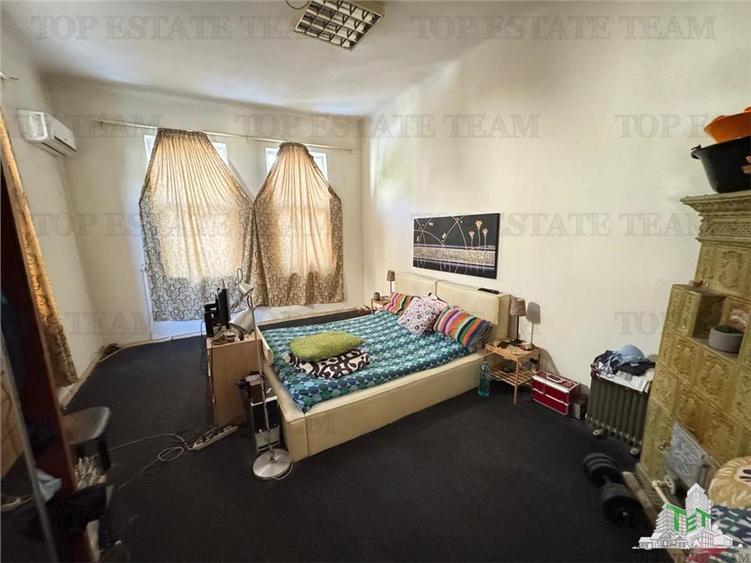 Apartament in vila de vanzare in zona Mosilor - Armeneasca