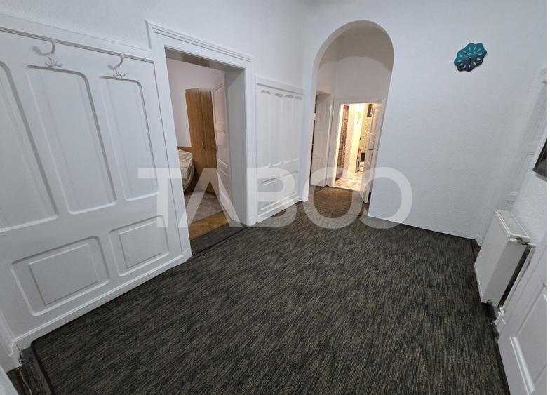 Apartament decomandat 4 camere 130mpu pivnita acces auto Orasul de Jos