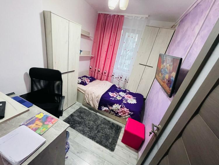Apartament cu 4 camere, 63 mp, zona Nord