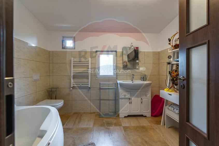 Comision 0% | Proprietate Premium in Cristian | Casa + Apartament - 37