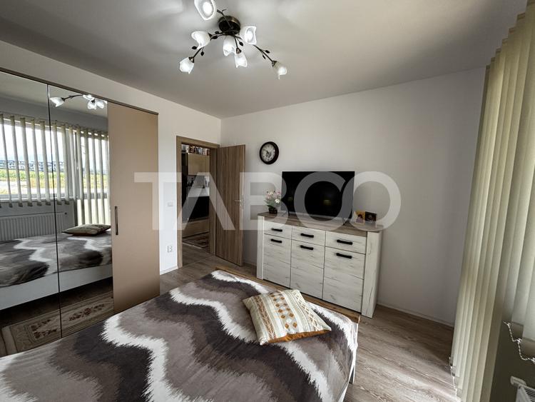 Apartament 2 camere de vanzare 38mpu si boxa zona Turnisor