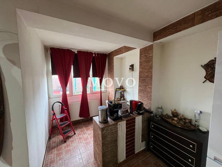 Apartament 3 camere decomandat |2 Bai | Boxa la subsol | Zona Soarelui