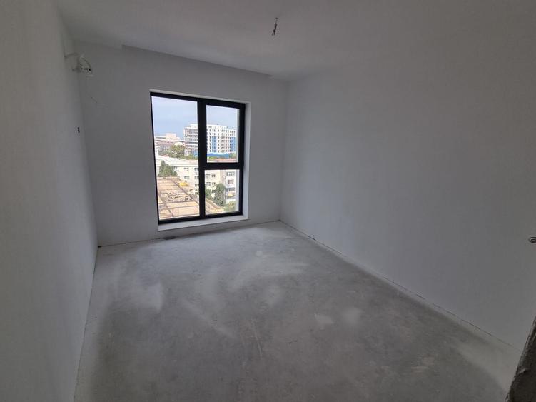 Faleza nord complex de blocuri noi-apartament 3 camere cu vedere frontala la lac