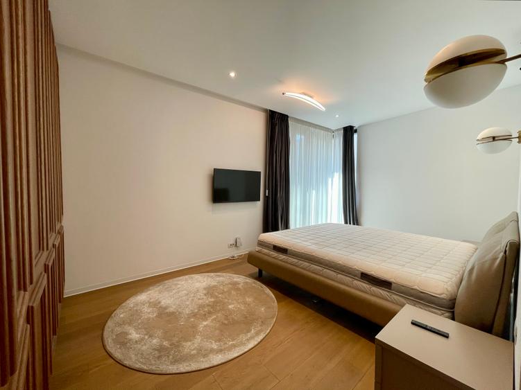 Închiriere DUPLEX premium 127 mp + 121 mp curte | 2 parcări | Primăverii