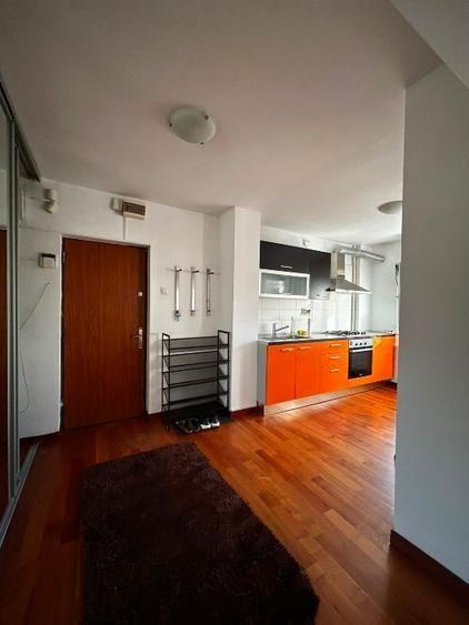 Apartament 2 camere semidecomandat Calea Calarasilor,Muncii, la metrou