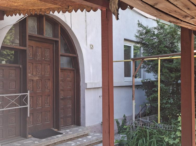 Casă tip duplex D+P+1E+M de vânzare – Ploiesti, Strada Granitului