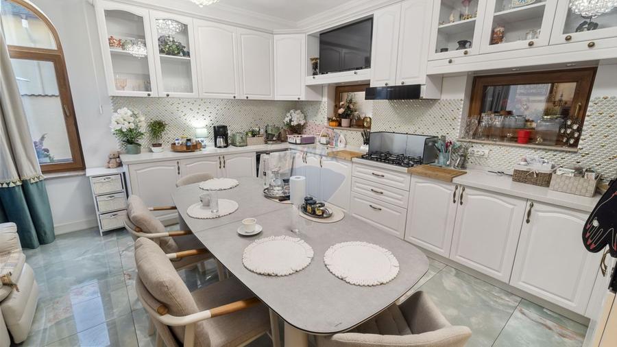 Casa/vila 4 camere cu garaj dublu si piscina | Bucurestii Noi - metrou