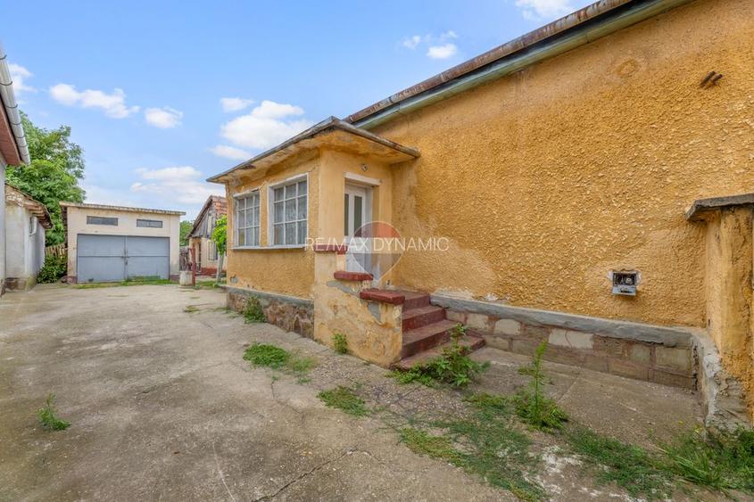 Casă de vânzare în zona Gai cu teren de 1.480 mp - 18