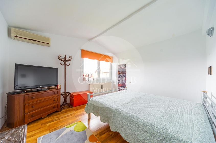 VILA parter si etaj- PIPERA