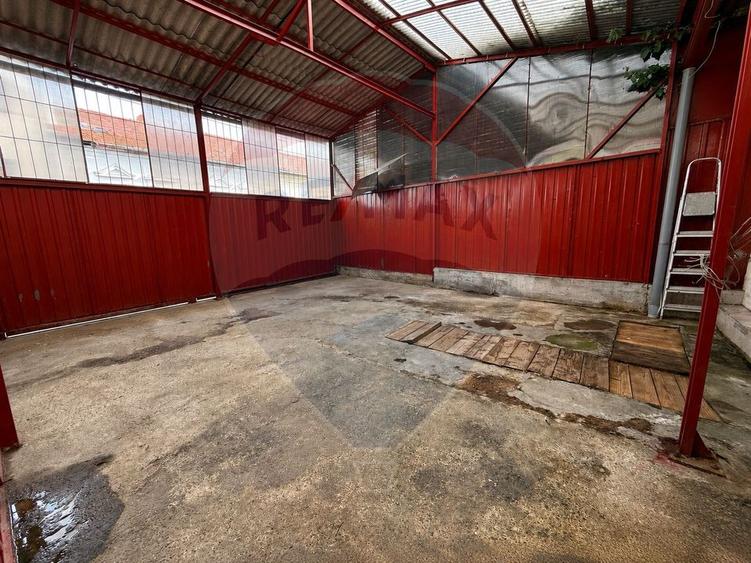 Spatiu de birouri de inchiriat | Depozit exterior 60 mp | Piata Abator