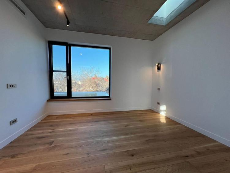 Vila cu 4 camere Amber Forest