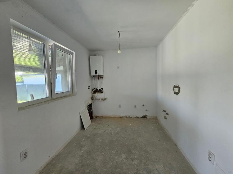 Duplex nou, pe parter, 4 camere, la alegere, la cheie, Parța, comision 0%