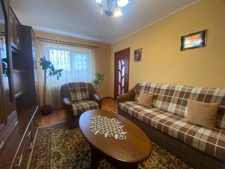 Apartament 2 cam decomandat, centrală termică, mobilat și utilat
