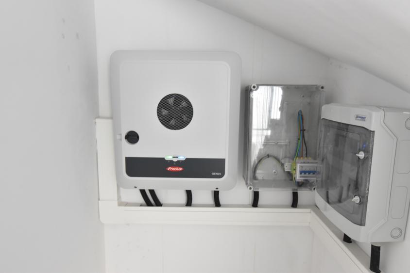 NOU: Vila 4 camere, P+1, Domnesti, Sistem fotovoltaic