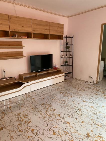 Titan Metrou MOBILAT UTILAT COMPLE,FINISAJE MODERNE,RENOVAT