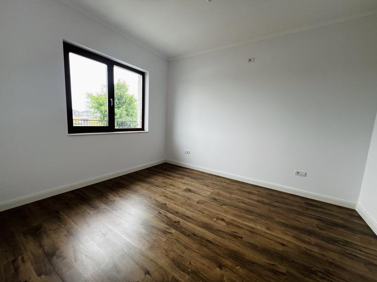 Duplex despărțit prin camera tehnica-Zona Centrala - Dumbravita