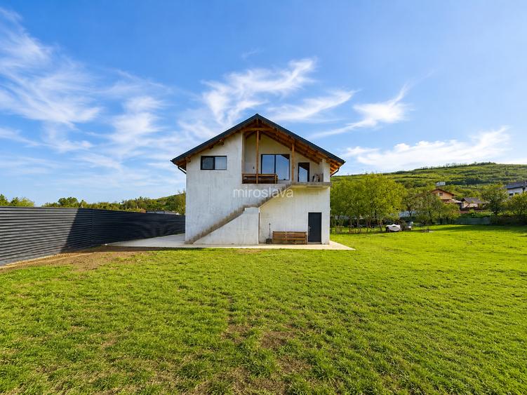 Casă + Garaj Spațios * Direct de la proprietar *Fără Comision * - 2