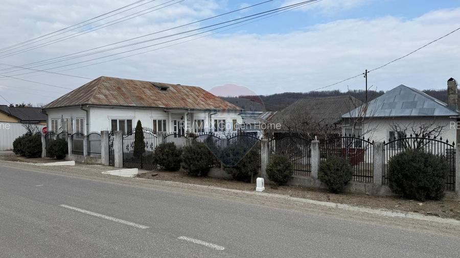 Casă / Vilă cu 3 camere de vânzare Fitionești - 2