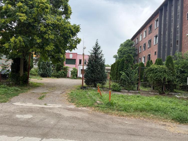 Cladire administrativa P+3 P-ta Iancu de Hunedoara