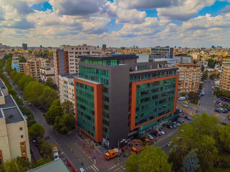 Spatiu de birouri Etaj 1 cu receptie exclusiva cladirea Delea Noua 2