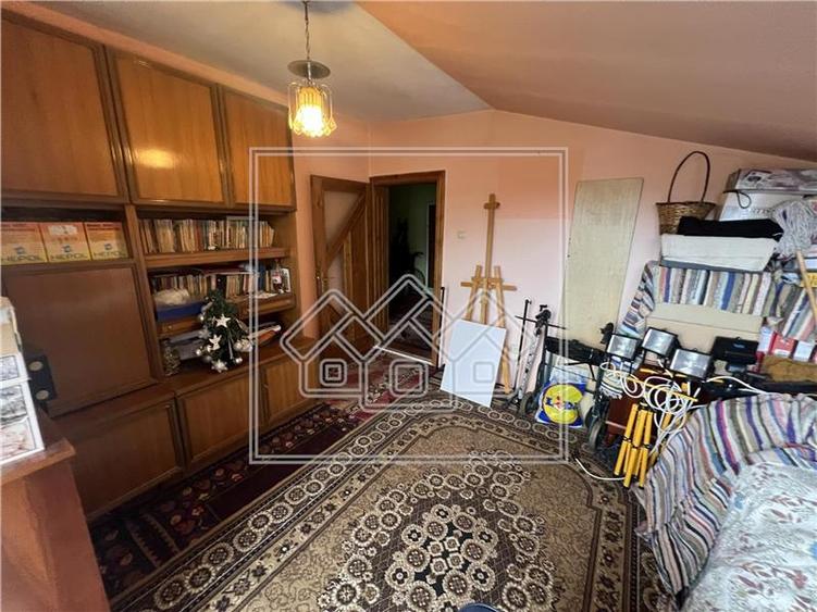 Casa de vanzare in Sibiu - 4 camere, acces auto - Strand II