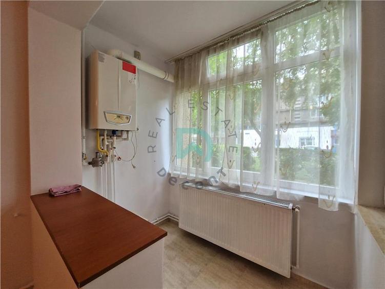 Garsoniera, renovata, Tractorul, Brasov