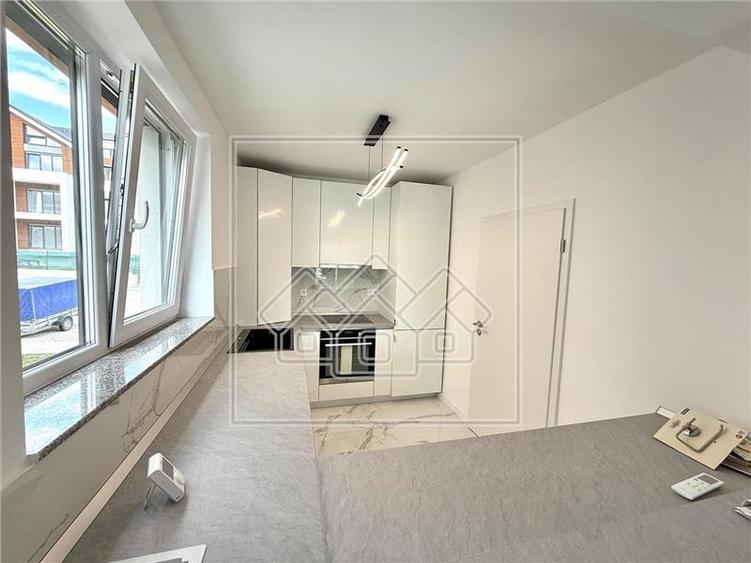 Ap. 3 camere, 2 bai - terasa 13 mp, finisat la cheie, AC - DaVinci