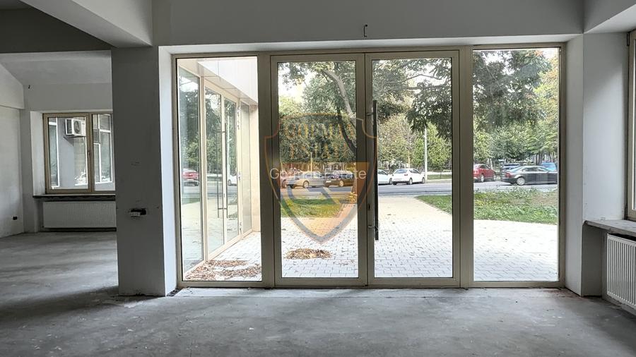Spațiu Comercial Nou Renovat, Bd. Tomis, Zona Centrală 428 mp + Terasă 158 mp - 13