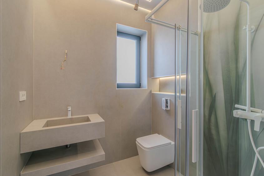 Proiect boutique intre lac si padure, complex finalizat, TVA inclus
