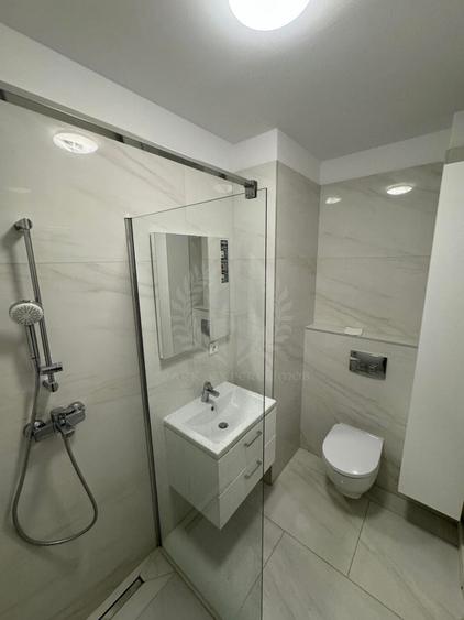 //3 CAMERE// ZONA VEST- VAMT// LOC DE PARCARE//