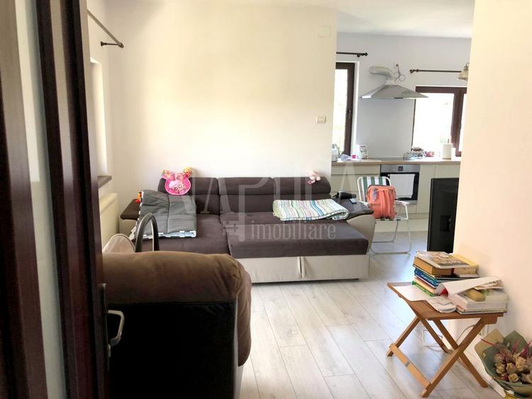 Casa 5 camere de vanzare in Andrei Muresanu, Cluj Napoca