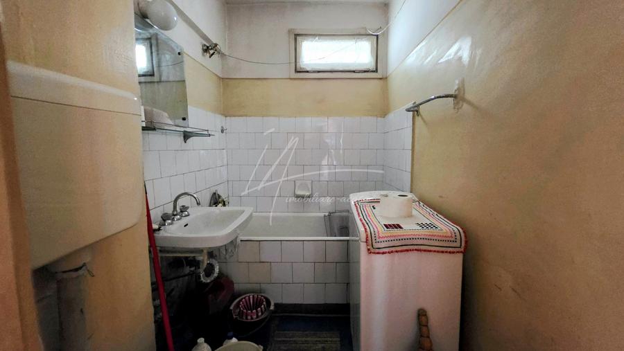 Cel mai urat apartament din Bucurestii Noi. Fa-l tu frumos!