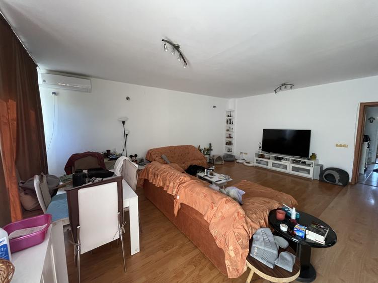 Vilă P+2 în Otopeni, pe stradă privată | 305mp + 500 mp teren